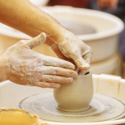 Основы работы на гончарном круге