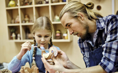 ГОНЧАРНЫЕ ИГРУШКИ: работа на мини-гончарных кругах ONLINE